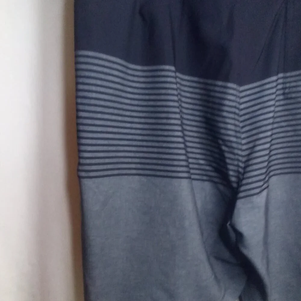 Old Navy Swim Trunks Shorts 40 Men UPF 40 Pocket Black Gray